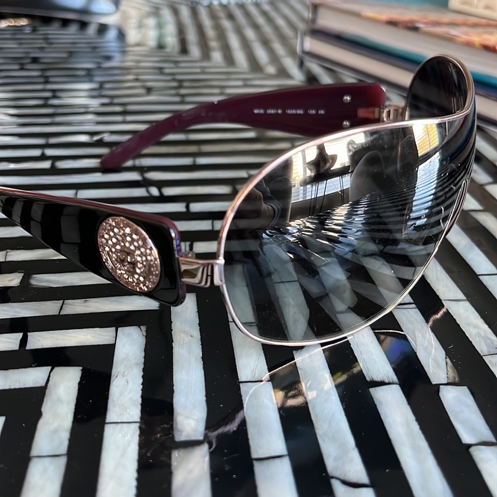 Versace Wrap MOD2061-B Sunglasses w Medusa Logo & Ombré Lenses